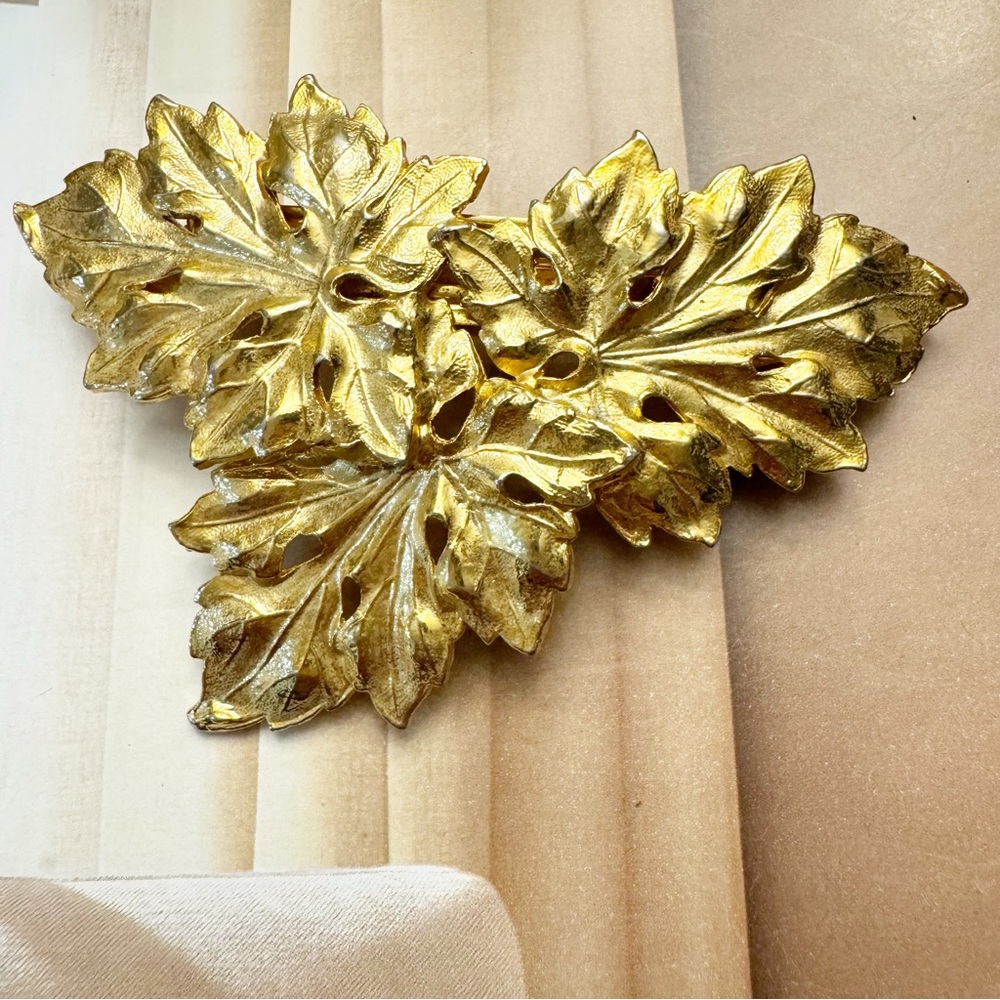 Gold Tone Leaf Hair Barrette